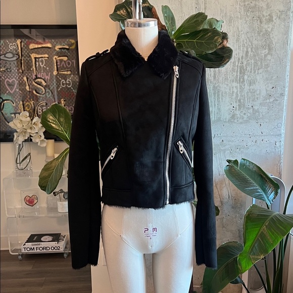 Zara Black Faux Suede Biker Jacket with Faux Fur Collar - Picture 4 of 7